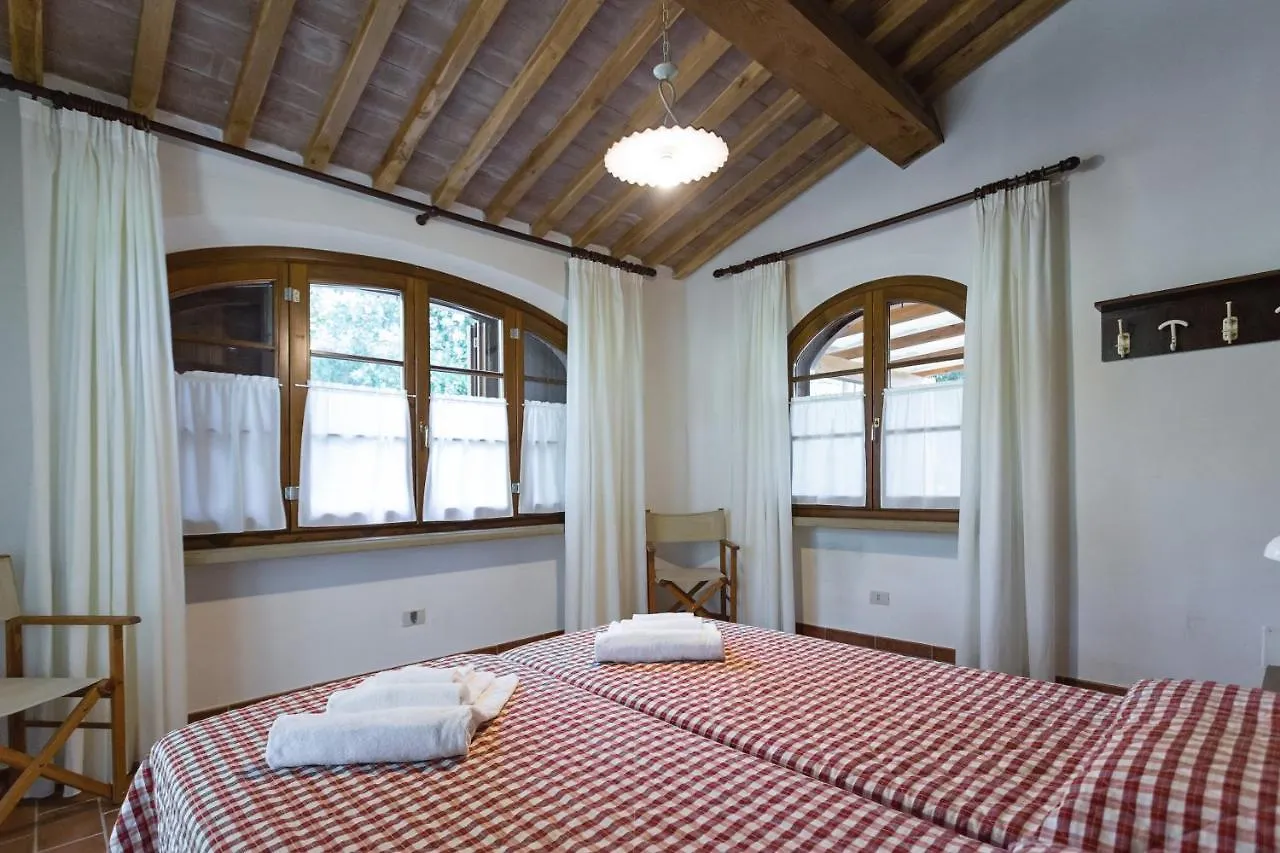 בית נופש מונטסקודאיו Cottage Il Gabbro